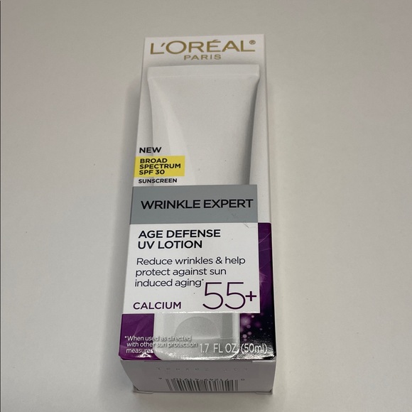 L'Oreal Other - NIB L’ORÉAL PARIS Wrinkle Expert Age Defense UV Lotion 55+
